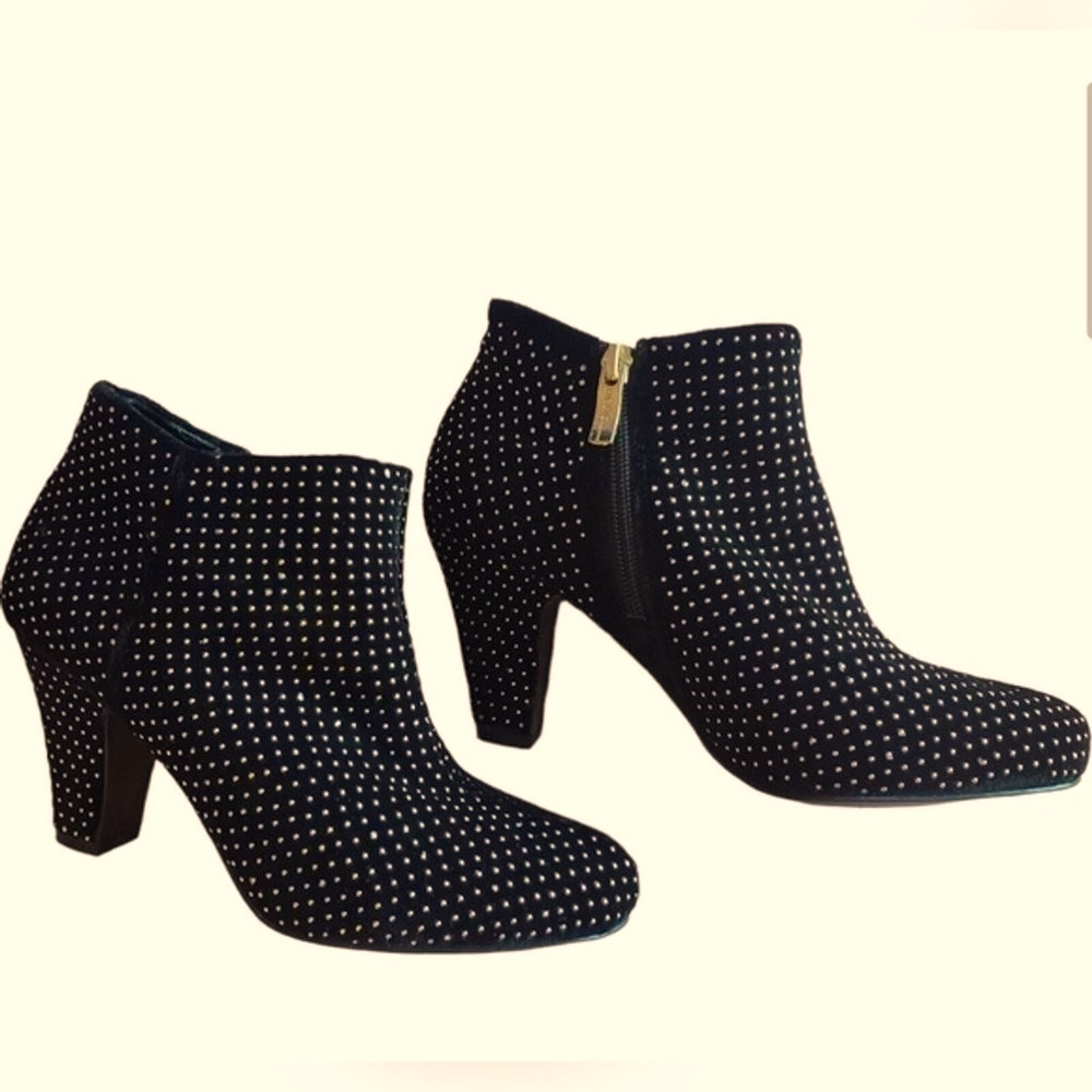 BCBGeneration Womens Daphne Ankle Booties Size 8